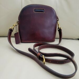 G.H.Bass crossbody bag